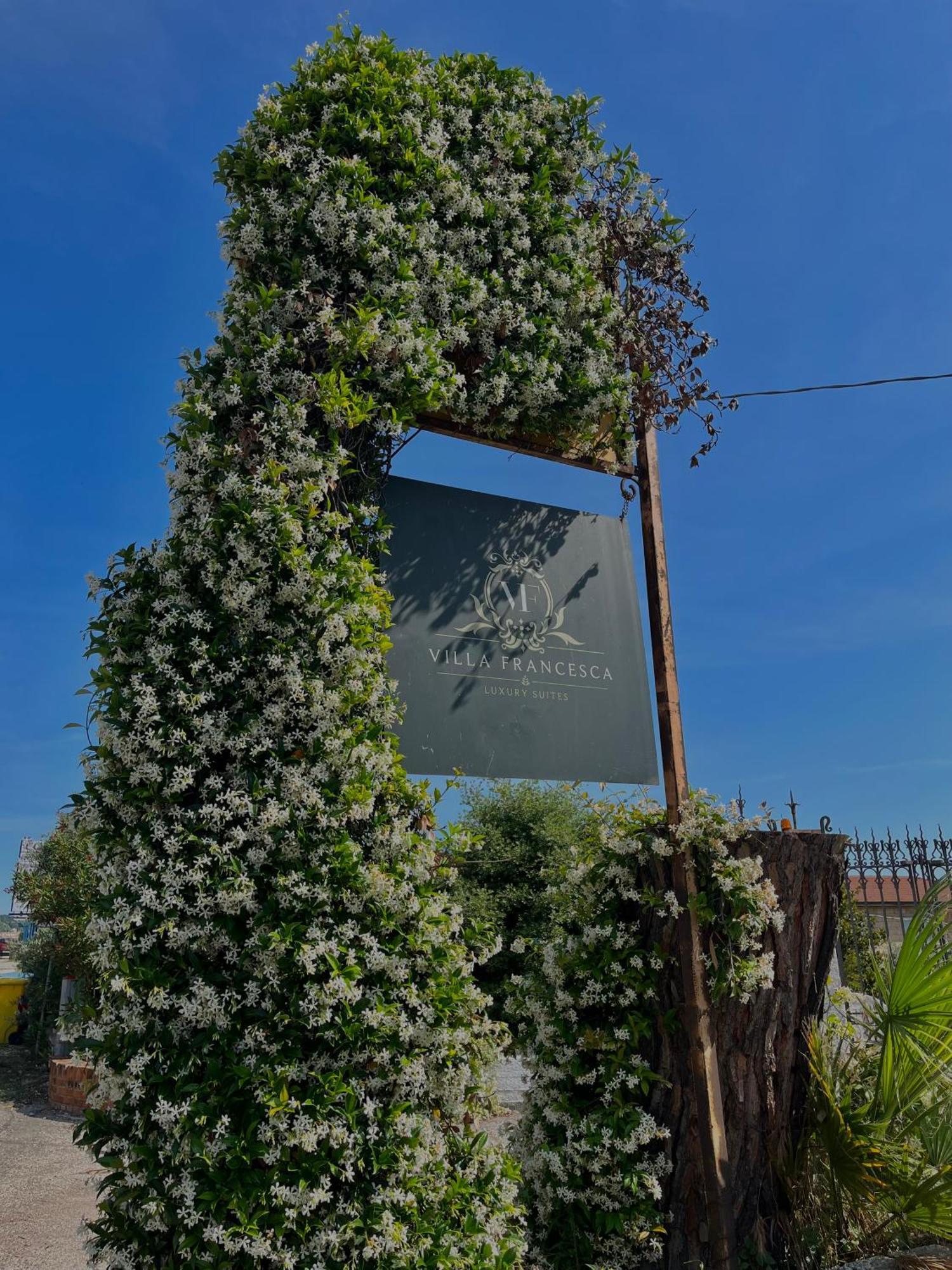 Francesca Luxury Bed & Breakfast